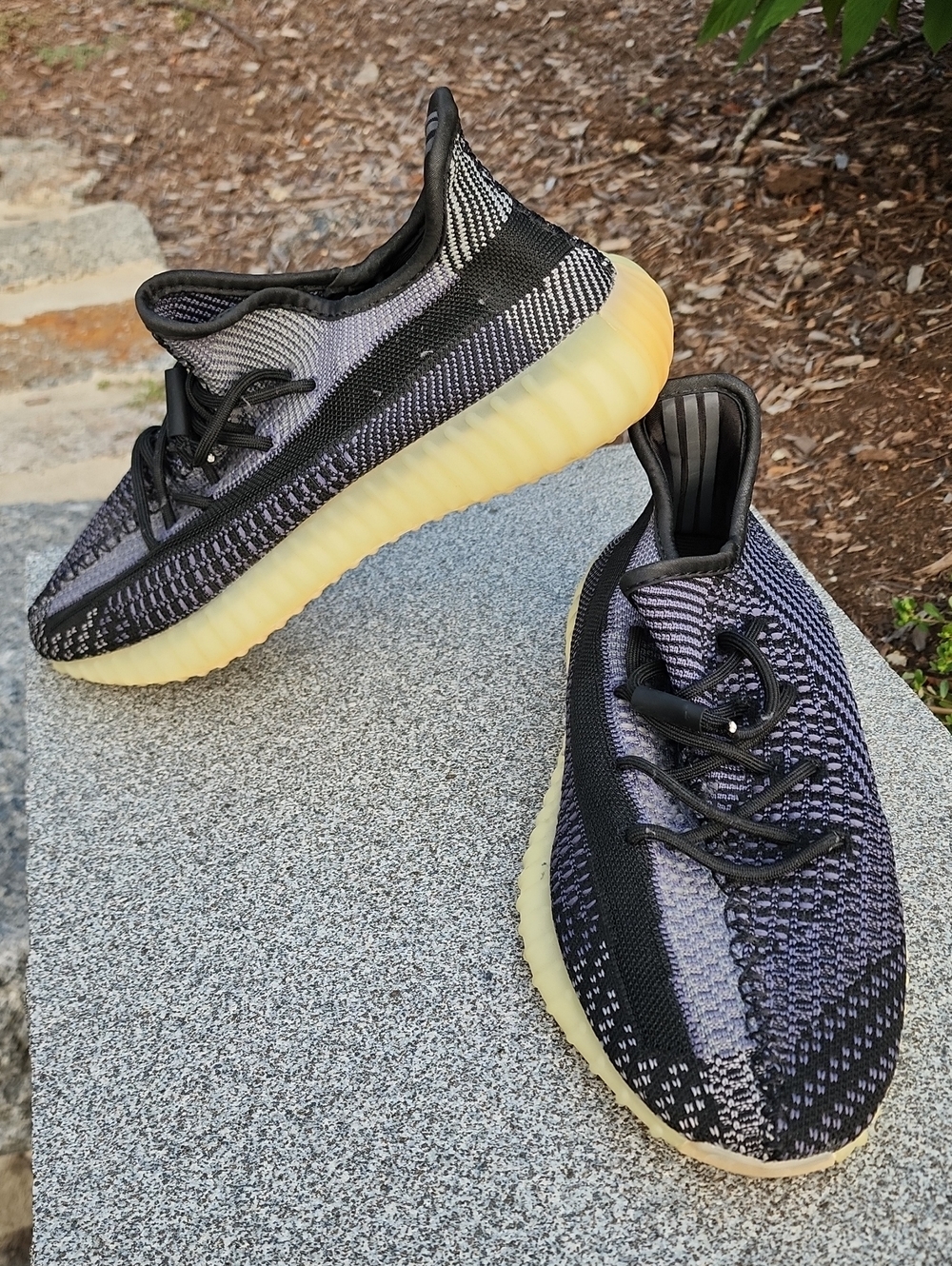 Yeezy 350 Boost V2 Carbon Size 11